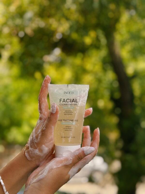 Yüz temizleme Jeli